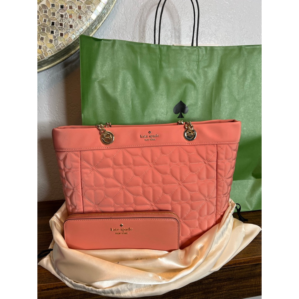 Kate Spade Flower Medium Terracotta QuiltedTote with Wallet & Dust Bag - Picture 12 of 12
